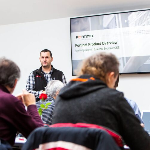 Školící centrum Školící centrum